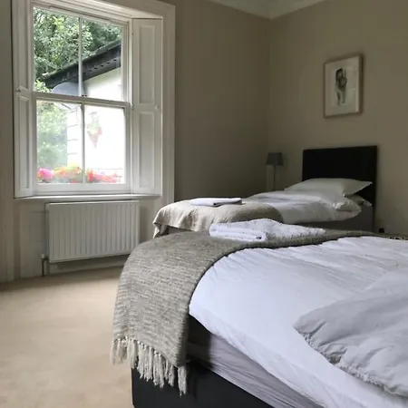 Blackhill Woods Retreat *