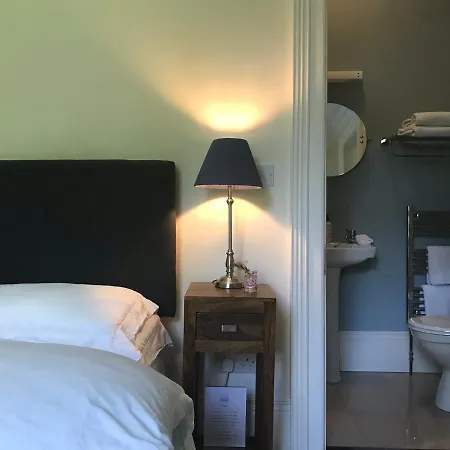 Blackhill Woods Retreat *