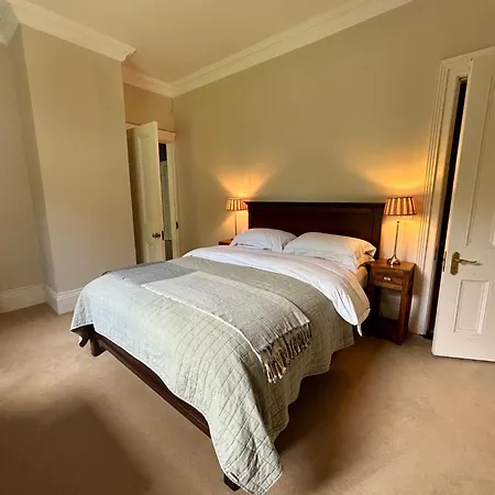 Blackhill Woods Retreat *