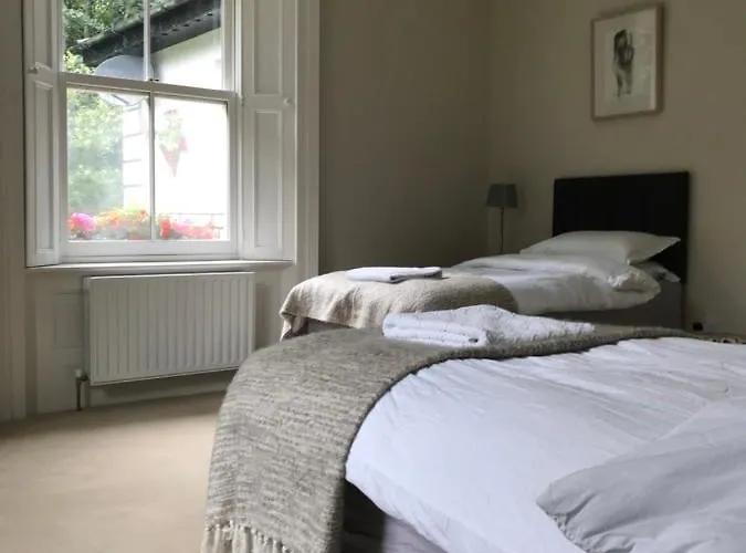 Blackhill Woods Retreat *