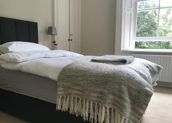 Blackhill Woods Retreat * Abbeyleix