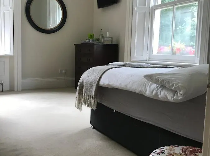 Blackhill Woods Retreat *