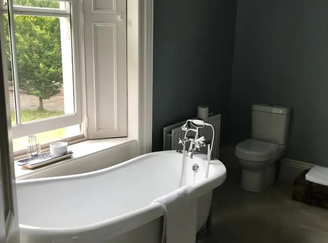 Blackhill Woods Retreat Landsted *