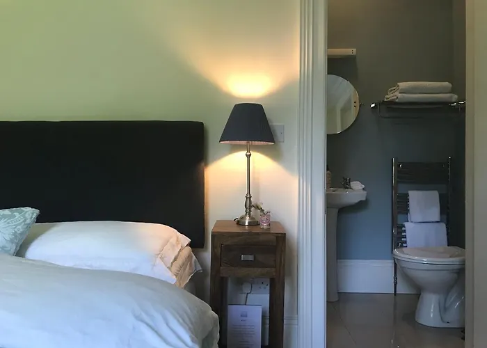 Blackhill Woods Retreat *