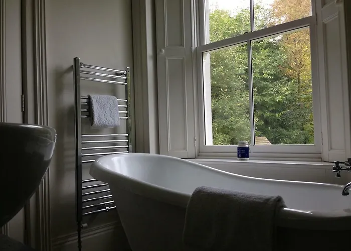 Blackhill Woods Retreat *